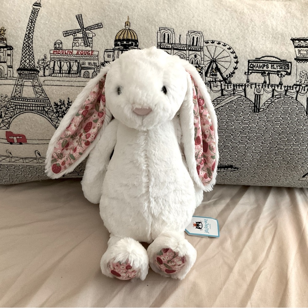 Jellycat Blossom Creme Bunny  “Berry” NWT Medium Plushie